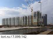 Строительство домов 3-го квартала микрорайона Центр-2, Московская область, Железнодорожный (2015 год). Редакционное фото, фотограф Алексей Гусев / Фотобанк Лори