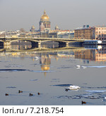 Весенний Санкт-Петербург. Нева (2015 год). Стоковое фото, фотограф Александр Алексеев / Фотобанк Лори