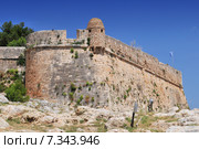 Part of the curtain wall of the superbly preserved Fortezza, a huge Venetian era (c1600) fortress in Rethymnon Crete. Редакционное фото, агентство BE&W Photo / Фотобанк Лори