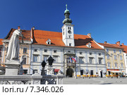 Slovenia, Maribor, Maribor Town Hall is the town hall of Maribor situated on the town's Main Square. Стоковое фото, агентство BE&W Photo / Фотобанк Лори