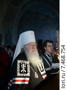 Великое повечерие в Успенском храме села Жилино (2015 год). Редакционное фото, фотограф Дмитрий Неумоин / Фотобанк Лори