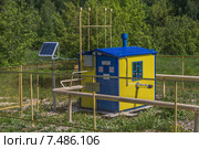 Газокомпрессорная станция на солнечных батареях. Стоковое фото, фотограф Ткач Александр / Фотобанк Лори