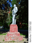 Памятник В. И. Ленину. Город Дедовск. Истринский район. Московская область (2015 год). Редакционное фото, фотограф lana1501 / Фотобанк Лори