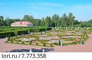 Нижний сад и Картинный дом. Ораниенбаум (Ломоносов). Санкт-Петербург (2015 год). Редакционное фото, фотограф Румянцева Наталия / Фотобанк Лори