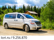 Hyundai H1 (2012 год). Редакционное фото, фотограф Art Konovalov / Фотобанк Лори
