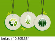 Hanging green recycle planet earth icons set. Стоковая иллюстрация, иллюстратор Cienpies Design / PantherMedia / Фотобанк Лори
