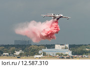 Бе-200. Самолет амфибия МЧС России для тушения пожаров. (2015 год). Редакционное фото, фотограф Алексей Бок / Фотобанк Лори