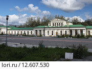 Свердловская область. Каменск-Уральский. Соборная площадь, Провиантские склады (2015 год). Стоковое фото, фотограф Антон Бобров / Фотобанк Лори