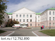 Курганская областная клиническая больница. Город Курган (2012 год). Редакционное фото, фотограф Сергей Тюленев / Фотобанк Лори
