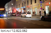 Движение автомобилей на Маросейке. Москва (2015 год). Редакционное видео, видеограф Володина Ольга / Фотобанк Лори
