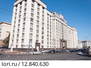 Москва, здание Государственной Думы (2015 год). Редакционное фото, фотограф Володина Ольга / Фотобанк Лори