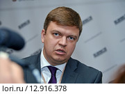 Андрей Анатольевич Губка, президент, председатель совета директоров пивоваренной компании ОАО «САН ИнБев», председатель совета Союза российских пивоваров дает интервью журналистам на Евразийском пивоваренном форуме (2015 год). Редакционное фото, фотограф Александр Замараев / Фотобанк Лори