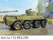 120-мм самоходное артиллерийское орудие 2С23 "Нона-СВК" на Международном военно-техническом форуме "Армия-2015". Кубинка, военно-патриотический парк "Патриот" Редакционное фото, фотограф Игорь Долгов / Фотобанк Лори