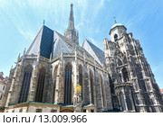 The St. Stephens Cathedral in Vienna, Austria. Стоковое фото, фотограф Юрий Брыкайло / Фотобанк Лори