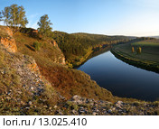 Река Юрюзань на Урале. Стоковое фото, фотограф Сергей Костарев / Фотобанк Лори