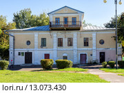 Дом Шемяки (ЗАГС). Город Рыльск (2015 год). Стоковое фото, фотограф Сергей Лаврентьев / Фотобанк Лори