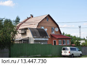 Дом с голубятней в пригороде Коломны (2015 год). Редакционное фото, фотограф Ирина Быстрова / Фотобанк Лори