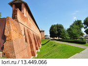 Коломна. Стена Коломенского кремля (2015 год). Редакционное фото, фотограф Ирина Быстрова / Фотобанк Лори