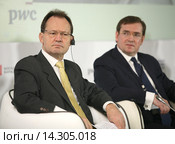 X Национальной премии «Директор года» и V Всероссийском форуме по корпоративному управлению. Генеральный директор Британского института директоров Саймон Уокер. (2015 год). Редакционное фото, фотограф Александр С. Курбатов / Фотобанк Лори