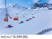 Кресельный подъемник, Ишгль, Австрия. Стоковое фото, фотограф Максим Топчий / Фотобанк Лори
