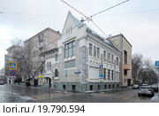 Москва дом 6 на углу переулков Малого Ржевского и Хлебного (2015 год). Редакционное фото, фотограф Дмитрий Неумоин / Фотобанк Лори