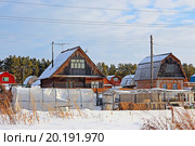 Старые дачные дома и теплицы времён Советского Союза. Россия, Сибирь, Новосибирская область, Бердск (2016 год). Стоковое фото, фотограф Евгений Мухортов / Фотобанк Лори