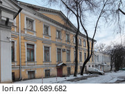 Москва, Большой Спасоголенищевский переулок дом 3 (2016 год). Редакционное фото, фотограф Дмитрий Неумоин / Фотобанк Лори