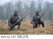 Немецкие солдаты периода Первой мировой войны. Международный военно-исторический фестиваль "Гражданская война в России. Северо-Запад, 1919г" (2015 год). Редакционное фото, фотограф Виктор Карасев / Фотобанк Лори