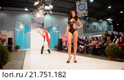 Презентация новинок нижнего белья на Международном фестивале моды Kyiv Fashion 2016 (04-06 февраля 2016г.), Киев, Украина. Редакционное видео, видеограф FMRU / Фотобанк Лори