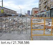 Масштабный снос незаконных торговых точек у метро Сокол. Москва (2016 год). Редакционное фото, фотограф lana1501 / Фотобанк Лори
