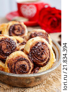 Palmier biscuits - french cookies made of puff pastry and chocolate. Стоковое фото, агентство BE&W Photo / Фотобанк Лори