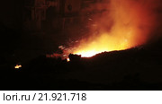 Производство горячего железа. Стоковое видео, видеограф Потийко Сергей / Фотобанк Лори