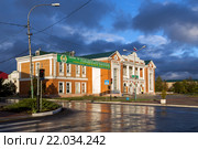 Дворец культуры. Город Усмань. Липецкая область. Россия (2015 год). Редакционное фото, фотограф Сергей Лаврентьев / Фотобанк Лори