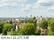 Вид на центр города с улицы Субачяус. Вильнюс, Литва (2015 год). Стоковое фото, фотограф Бурмистрова Ирина / Фотобанк Лори
