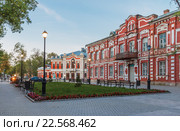 Псков. Улица Пушкина, вид на Псковский академический театр драмы имени А.С.Пушкина (2015 год). Стоковое фото, фотограф Горшков Игорь / Фотобанк Лори