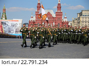 Парадный расчет Серпуховского филиала военной академии РВСН им. Петра Великого на параде, посвященном Дню Победы, Москва, Красная площадь, 2016. Редакционное фото, фотограф Алексей Гусев / Фотобанк Лори