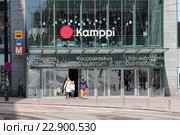 Финляндия. Хельсинки. Здание автовокзала Kamppi (2016 год). Редакционное фото, фотограф Александр Тарасенков / Фотобанк Лори