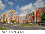 Типовые новые жилые дома (2016 год). Редакционное фото, фотограф Svet / Фотобанк Лори