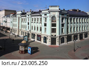 Старинный доходный дом, Казань, ул. Баумана, 52 / ул. Кави Наджми, 7 (2016 год). Редакционное фото, фотограф Алексей Гусев / Фотобанк Лори