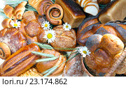 Хлебобулочная продукция. Стоковое фото, фотограф Олег Зоркий / Фотобанк Лори