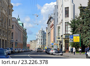 Москва, центр. Улица Ильинка (2016 год). Редакционное фото, фотограф Александр Замараев / Фотобанк Лори