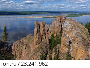 Вид с вершины Ленских столбов Национального парка (2011 год). Редакционное фото, фотограф Victoria Ivanova / Фотобанк Лори
