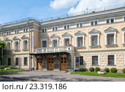 Царскосельская городовая ратуша - Пушкинский районный дом культуры. Пушкин. Санкт-Петербург (2016 год). Редакционное фото, фотограф Румянцева Наталия / Фотобанк Лори