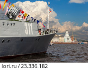 Военные корабли на параде в день ВМФ. Санкт-Петербург 2016. Стоковое фото, фотограф Сергей Афанасьев / Фотобанк Лори