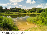 Летний пейзаж с рекой. Стоковое фото, фотограф Сергей Овчинников / Фотобанк Лори