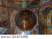 Отрок Иисус Благословляющий. Роспись малого купола Успенского собора. Свято-Троицкая Сергиева лавра. Сергиев Посад. Золотое кольцо России (2016 год). Стоковое фото, фотограф E. O. / Фотобанк Лори