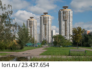 Спальный район Москвы, Марьино. Стоковое фото, фотограф Колодчук Александра / Фотобанк Лори