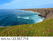 Summer Atlantic ocean coast (Algarve, Portugal). Стоковое фото, фотограф Юрий Брыкайло / Фотобанк Лори