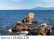 Байкал. Тука. Скала каменное чудище. Стоковое фото, фотограф Виктория Катьянова / Фотобанк Лори