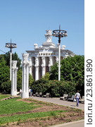 Павильон  № 68 "Армения"(старое название "Сибирь") на ВДНХ в Москве (2015 год). Редакционное фото, фотограф stargal / Фотобанк Лори